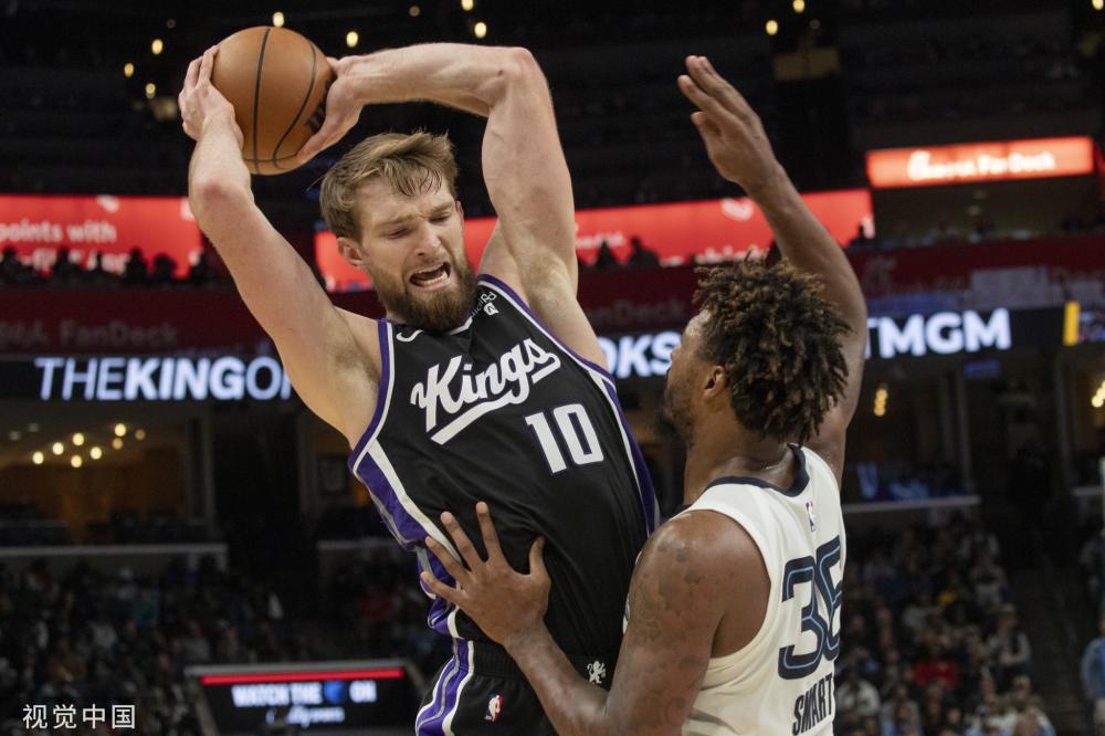 能在防守端 能在防守端